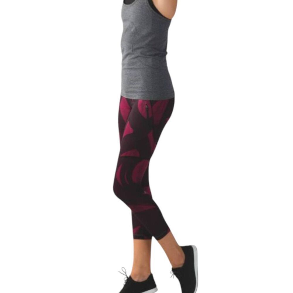 LULULEMON ATHLETICA All Sport Crop Size 2